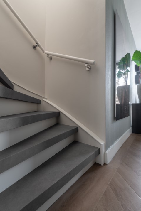 vicstairs-tarkett-rock-dark-grey-25111--14-klein_20230419093225938