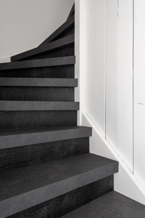 vicstairs-tarkett-rock-dark-grey-25111--2-klein_20230419093234423