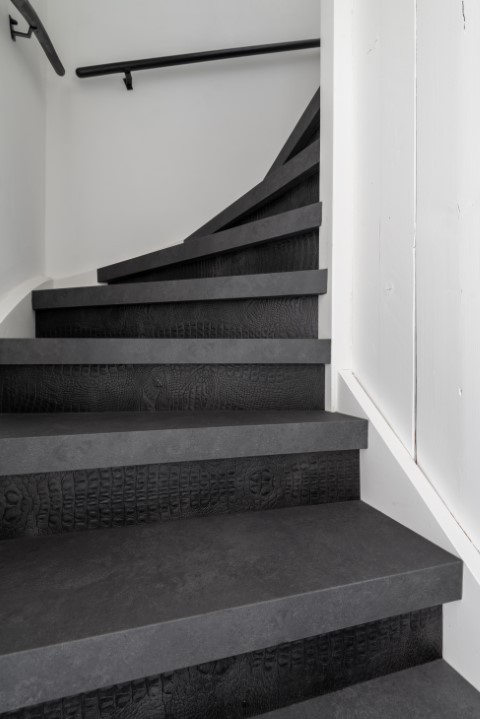 vicstairs-tarkett-rock-dark-grey-25111--3-klein_20230419093234831