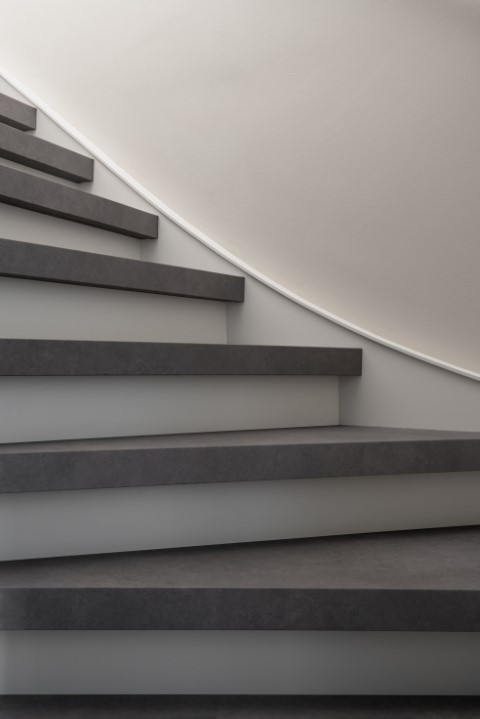 vicstairs-tarkett-rock-dark-grey-25111--12-klein_20230419093224502